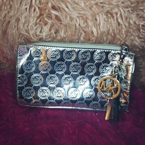 Michael Kors clutch / makeup bag